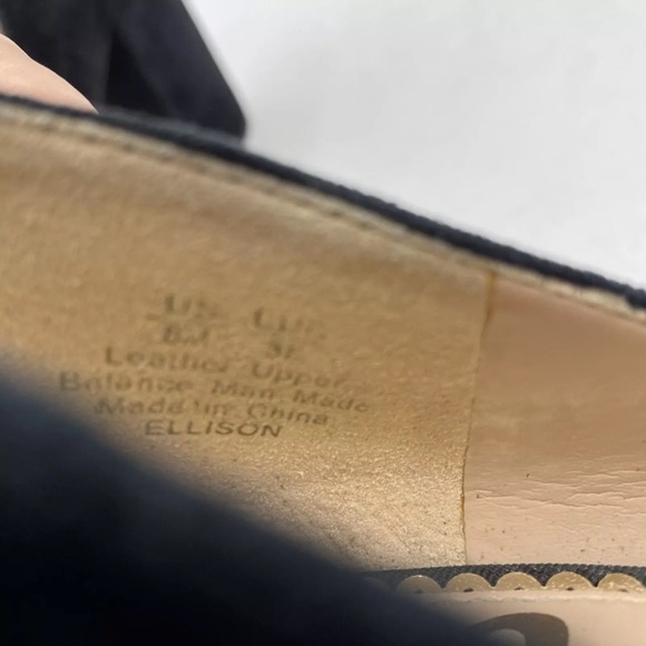 Sam Edelman Black Heels with Gold Buckle - Picture 7 of 9